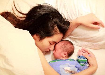 新生儿体温管理的重要性及方法
